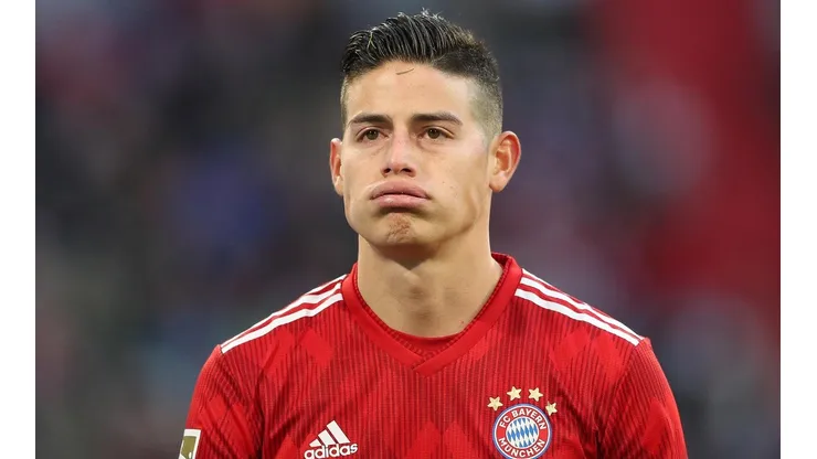 Mesmo em baixa, James interessa para vários clubes.