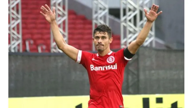 Alex faz revelações bombásticas sobre a antiga diretoria do Internacional