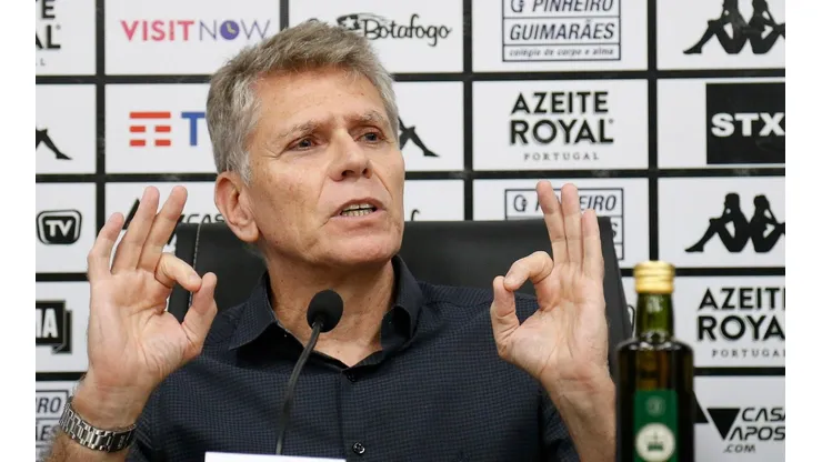 Paulo Autuori coloca meia do Botafogo em lista de negociáveis