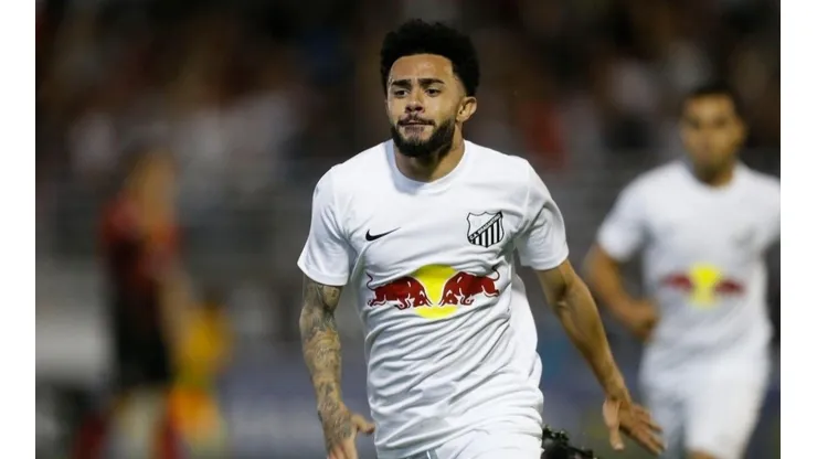 Atlético mira zagueiro do futebol europeu
