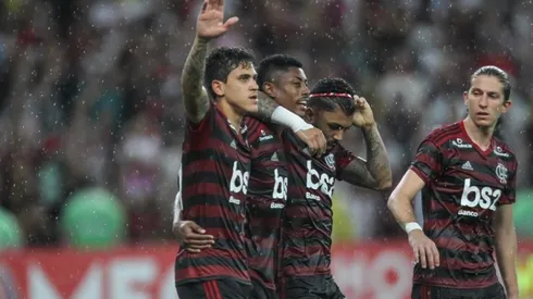 Venê Casagrande atualiza situação de 8 jogadores do Flamengo que ficam sem contrato em dezembro
