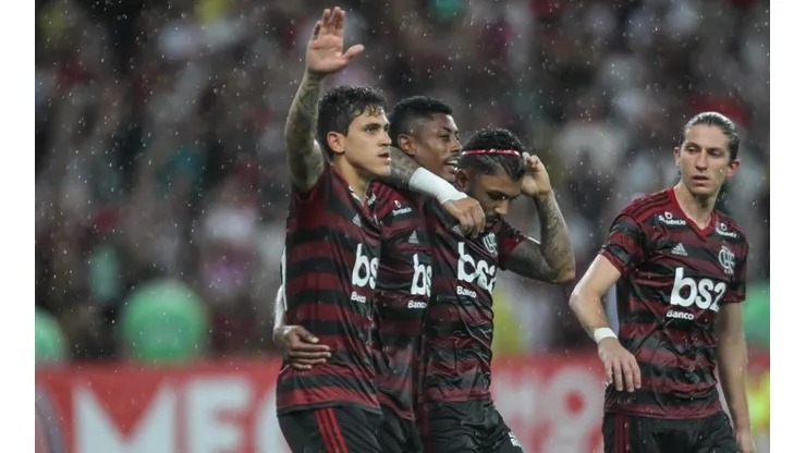 Venê Casagrande atualiza situação de 8 jogadores do Flamengo que ficam sem contrato em dezembro