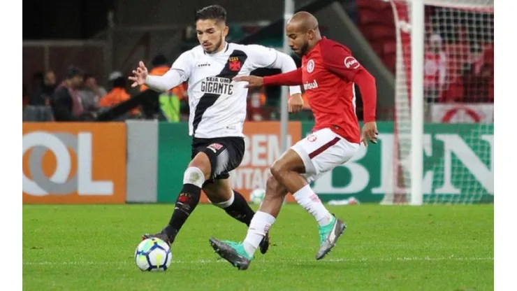 Em entrevista, volante Andrey diz que permanece no Vasco