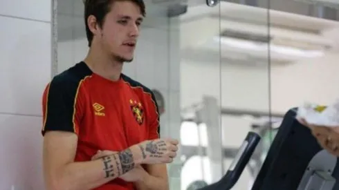 Maidana: chegou para brigar por posição (Foto: Sport/Divulgação)