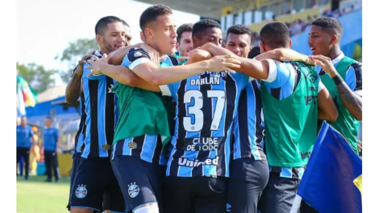 Pupilo de Renato Portaluppi se declara ao Grêmio e aguarda chance no time titular