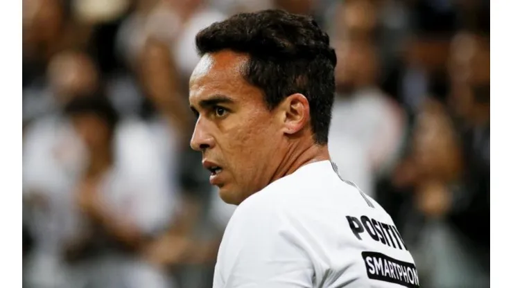 Velho conhecido da Fiel admite querer reforçar o Corinthians