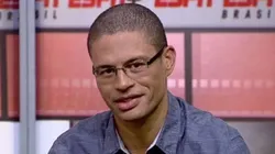 Em bate-papo, Alex solta o verbo e diverge de formação escolhida por seu mentor, Luxemburgo