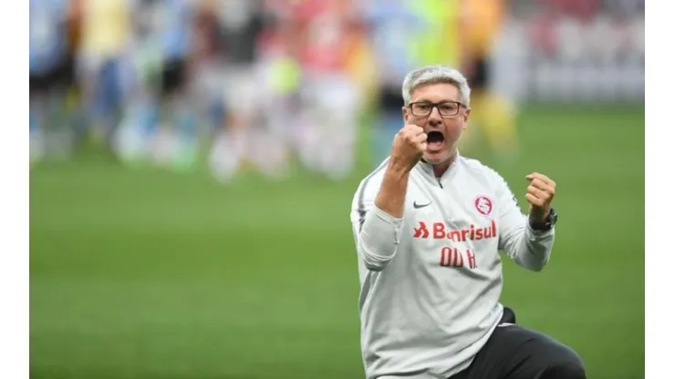 Odair Hellmann avalia trabalho no Internacional