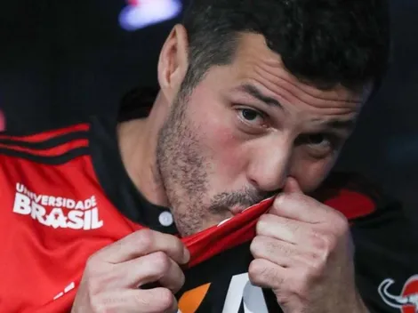 Julio César "entrega" fator determinante para renovação de Jesus no Fla