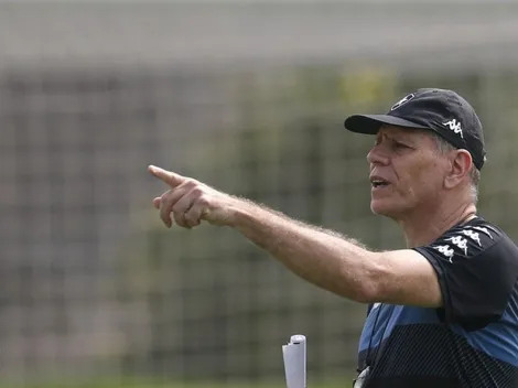 Atacante descartado por Valentim ganha sobrevida no Botafogo