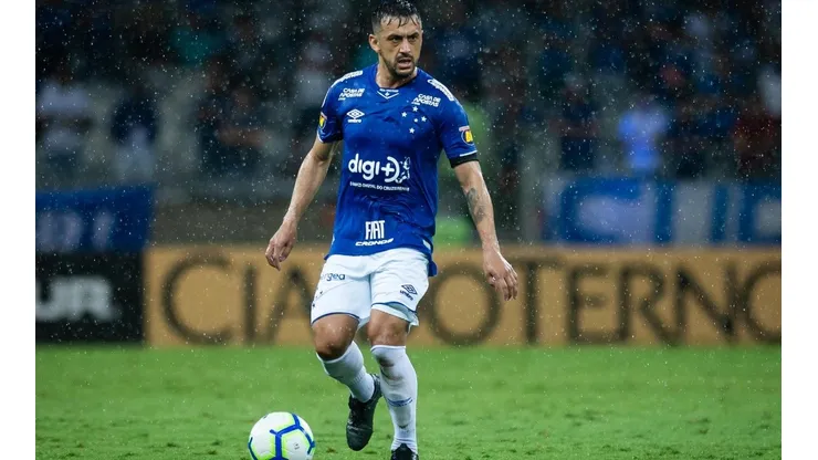 Robinho revela permanência no Cruzeiro, mesmo com propostas de 'gigantes' do Brasil