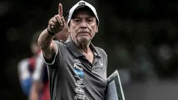 Jesualdo se irrita ao ser comparado com Jorge Jesus