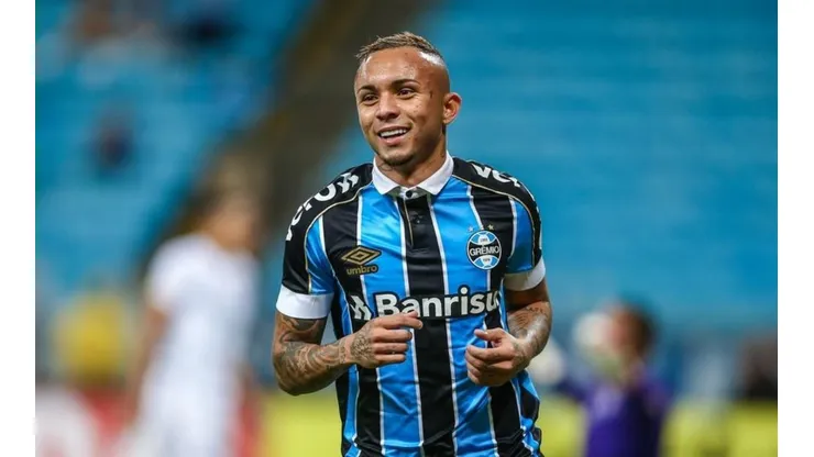 Borussia Dortmund demonstra interesse em Cebolinha