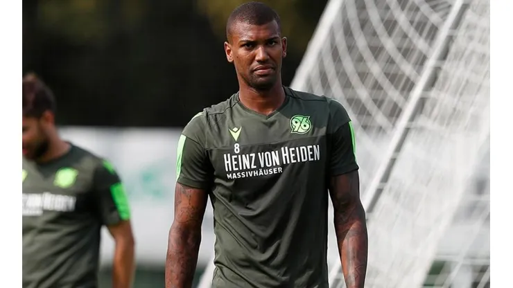 Após acerto, Walace aponta culpado em negociação frustrada com o Flamengo