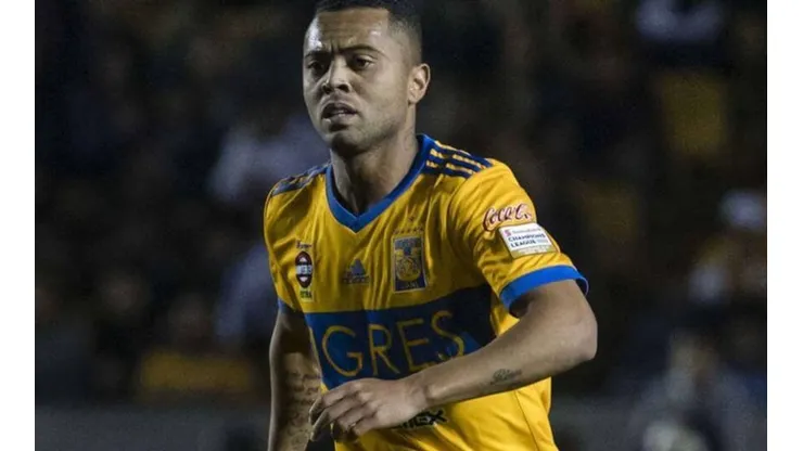 Grêmio se aproxima de fechar com Rafael Carioca, mas atleta deverá chegar ao Brasil só no segundo semestre