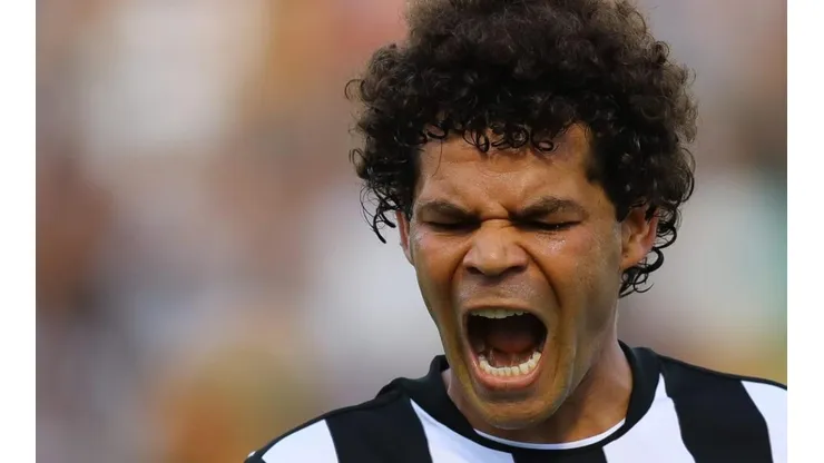 Camilo confirma Vasco e detalha negociação com André Mazzuco