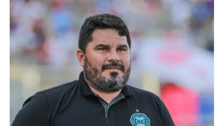 Coritiba tenta a contratação de medalhão bicampeão da Libertadores