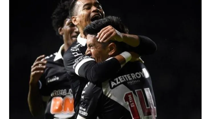 Lista "vaza" e Sampaoli indica contratação de 3 jogadores do Vasco