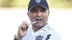 Após saída de Patric, Sampaoli vê Galo iniciar negociação para trazer substituto
