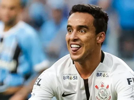 Carlos Ferreira bate o martelo sobre chegada de Jadson ao Cruzeiro