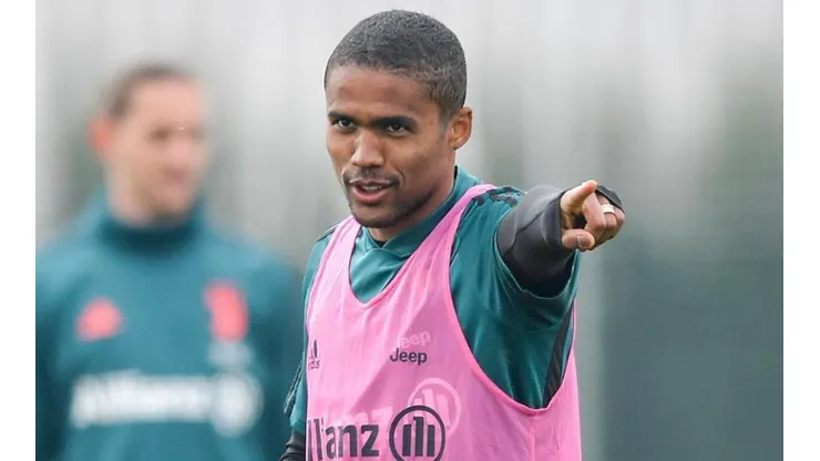 Após Douglas Costa, Grêmio deve ter novo retorno em breve da Europa