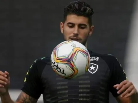 Botafogo acelera a busca por novo centroavante