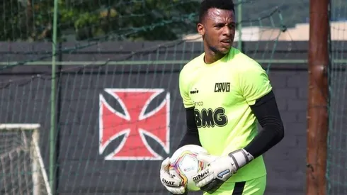 Vasco rescinde contrato com promessa da base