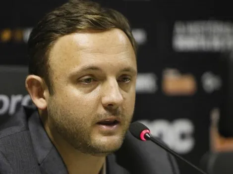 3 meias bons de bola do mercado que podem arrumar a casa no Vasco