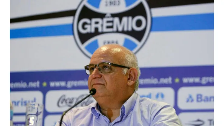 Dirigente gremista atualiza estado de saúde do presidente Romildo Bolzan