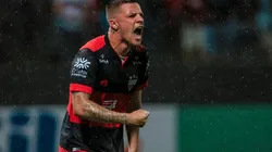 Artilharia no Atlético-GO faz Enderson pedir Renato Kayzer no Cruzeiro