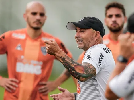 Mattos quer acabar com fama de demissões e leva chacoalhão de Sampaoli