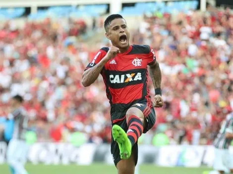 Medalhão do São Paulo quer jogar no Flamengo