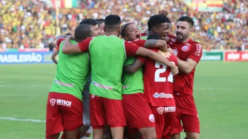 Atlético-MG e Bahia disputam a contratação de destaque do Náutico