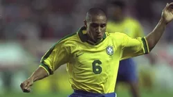 Roberto Carlos afirma que Palmeiras dos anos 90 venceria Flamengo de 2019