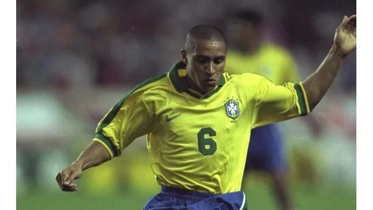 Roberto Carlos afirma que Palmeiras dos anos 90 venceria Flamengo de 2019