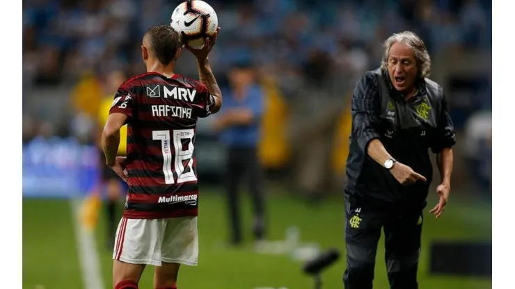 Marcos Braz age na surdina e engatilha acordo com "sombra" de Rafinha