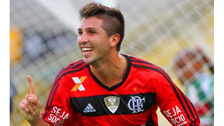5 perebas que já vestiram a camisa 10 sagrada de Zico no Fla