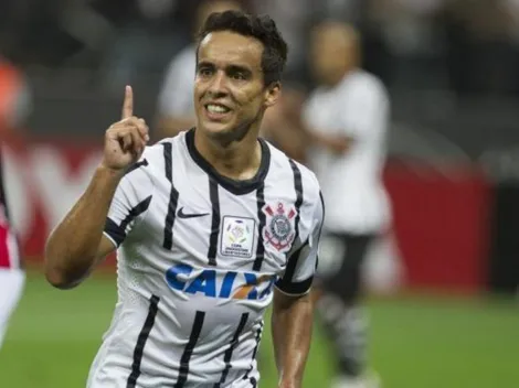 Jadson se manifesta pela primeira vez sobre interesse do Vasco