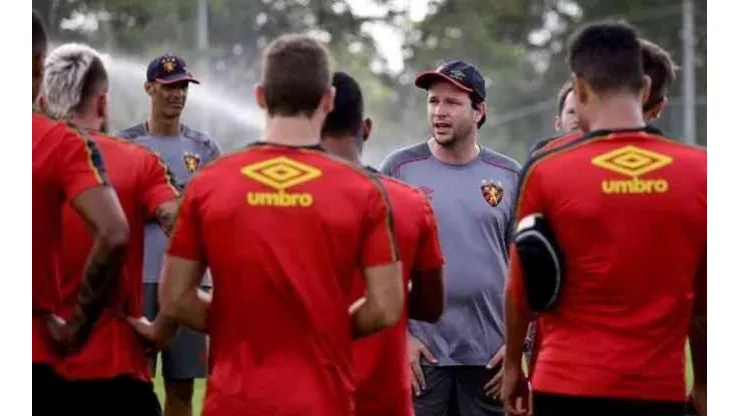 Foto: Anderson Stevens/ Sport Recife
