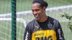 Atlético faz desafio na web, cita Ronaldinho e "zoa" Cruzeiro