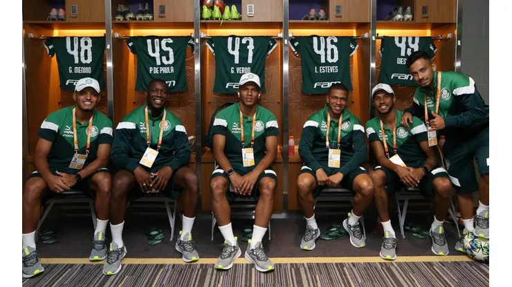 Pensando no futuro, Palmeiras renova com seu quinto jogador recém-promovido ao time profissional