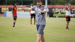 Daniel demonstra descontentamento e abre o jogo sobre reforços