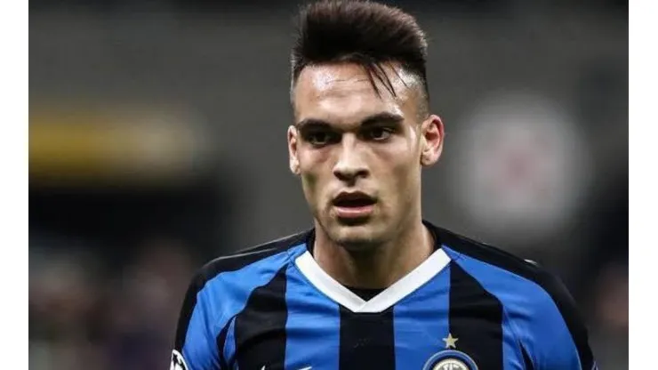Barcelona tentará a contratação de Lautaro Martinez na próxima temporada