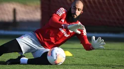 Por falta de espaço, jovem goleiro reserva do Inter pode acabar emprestado