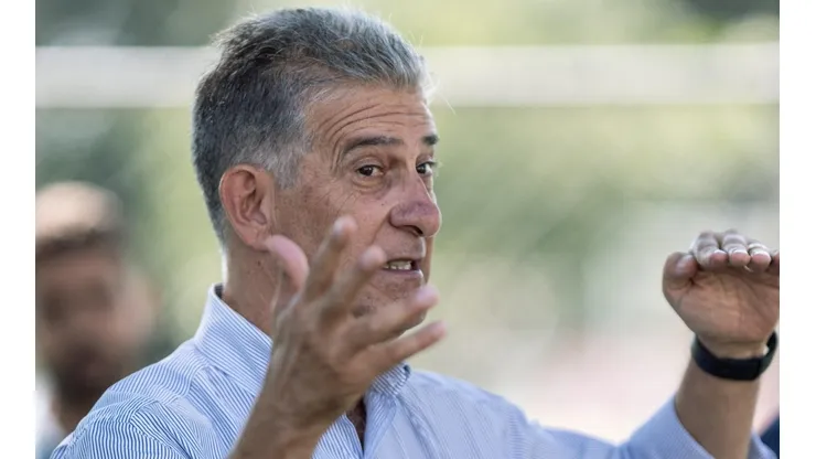 Presidente do Ceará debocha de Enderson por escolha ao Cruzeiro