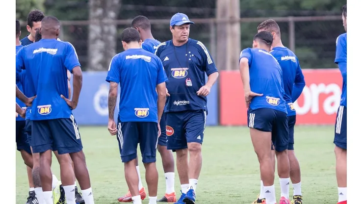 Cruzeiro terá estreia de reforços contra o Coimbra