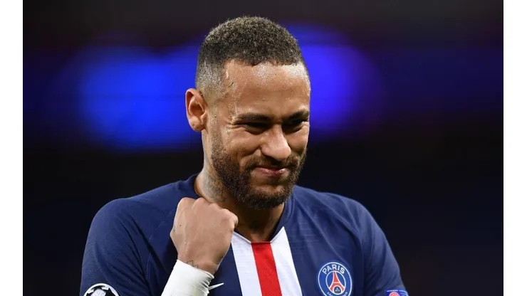 Neymar é decisivo em "chapéu" do Peixe no Flamengo por joia de R$ 450 milhões: "Queria jogar no Santos por ele"