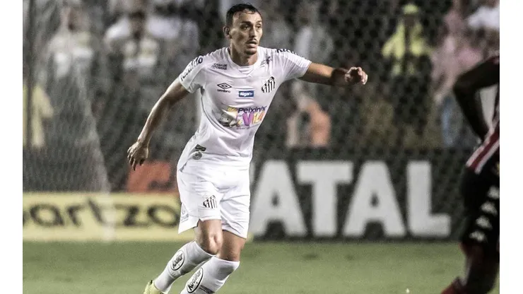 Diego Pituca recusa proposta do Atlético-MG e permanece no Santos