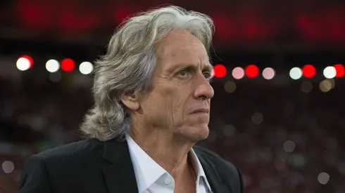 Jorge Jesus pede por um novo lateral-direito no Flamengo