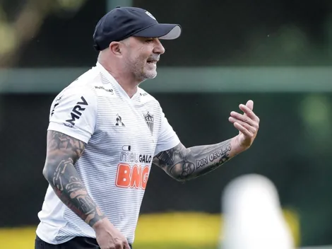 Sampaoli "dispensa" jogador contestado pela torcida